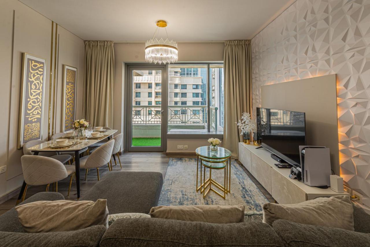 First Class 2Br With Full Burj Khalifa And Fountain View Dubai Exterior foto