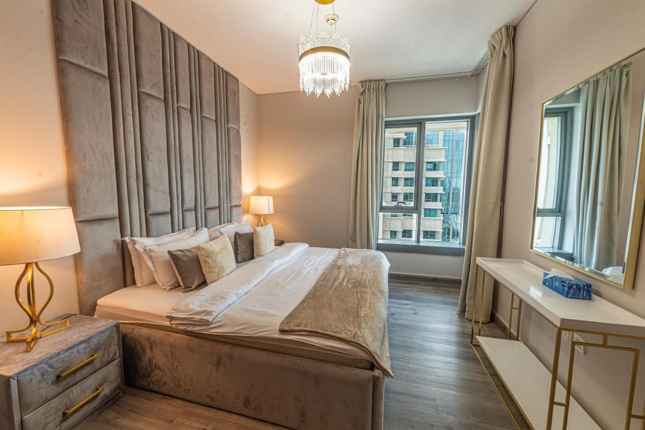 First Class 2Br With Full Burj Khalifa And Fountain View Dubai Exterior foto